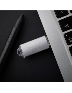 Intenso USB Flash Drive 3.2 128GB Jet Line 2